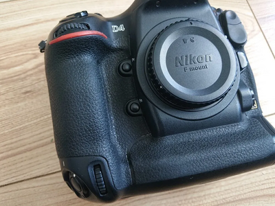 Nikon D4 Image