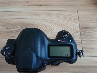 Nikon D4 Image