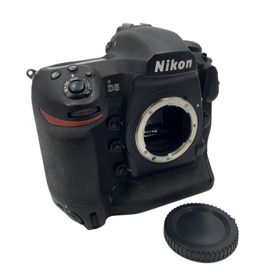 Nikon D5-b Image