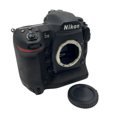 Nikon D5-b Image