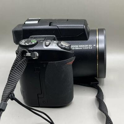 Nikon Coolpix 8800 Image