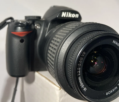 Nikon D3000 Image