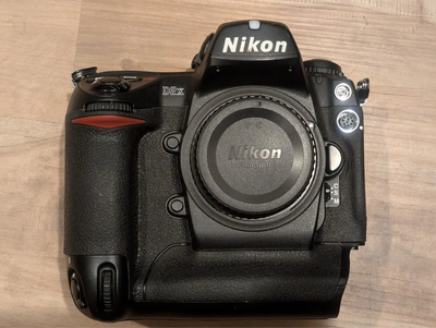Nikon D1x Image