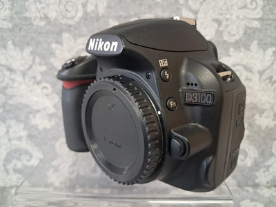 Nikon D3100 Image