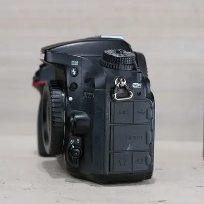 Nikon D7200 Image