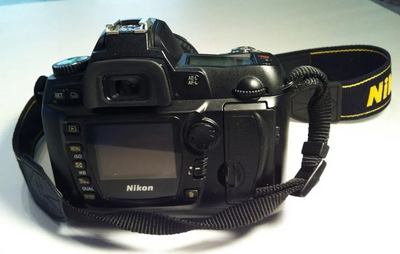 Nikon D70S Image