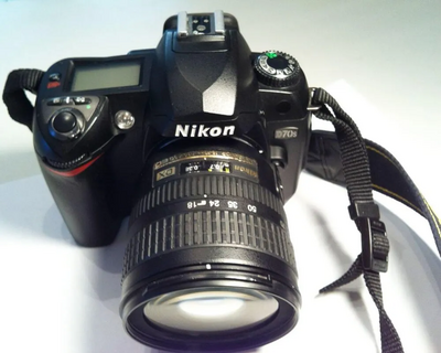 Nikon D70S Image