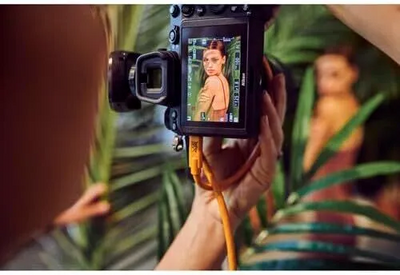 Nikon Z 7II FX-format Mirrorless  Body Image