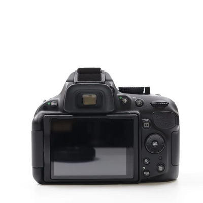 Nikon D5200 Image