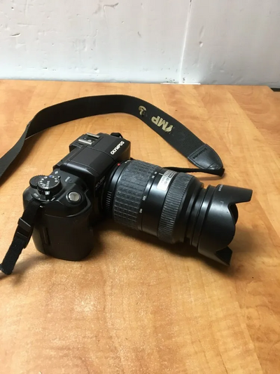 Olympus E-300 Image