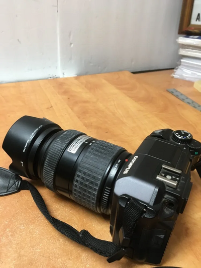 Olympus E-300 Image