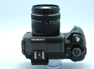 Olympus E-300 Image