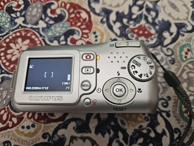 Olympus D-425 Image
