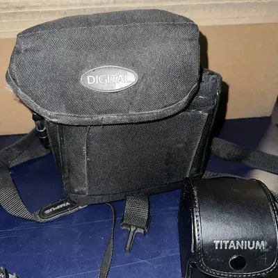 Olympus C-4040 Zoom Image