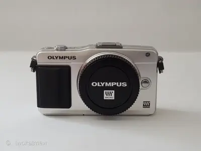 Olympus PEN E PM2 Image