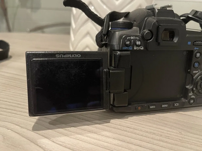 Olympus E-30 Image