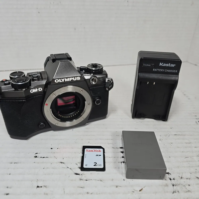 Olympus OM-D E-M5 Mark II Image