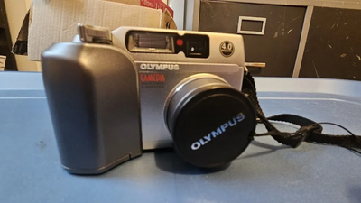 Olympus C-4000 Zoom Image