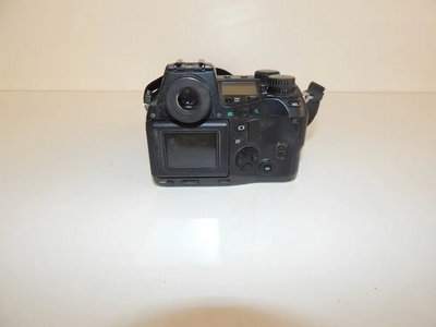 Olympus E-10 Image
