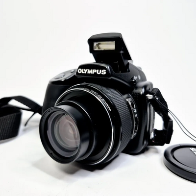 Olympus SP-570 UZ Image