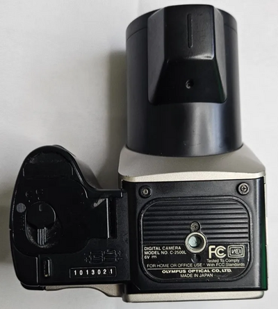 Olympus C-2500L Image