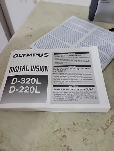 Olympus D-220L Image