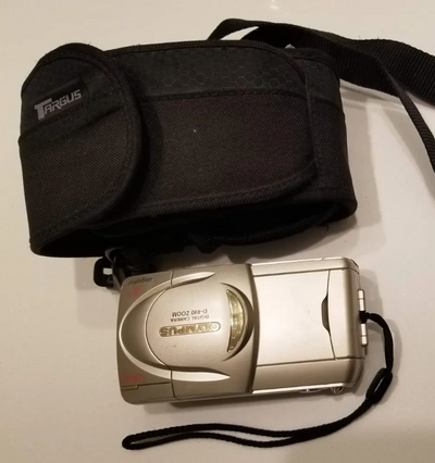 Olympus D-490 Image