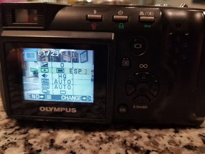 Olympus D-490 Image