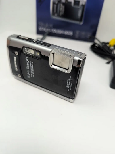 Olympus Tough 6020 Image