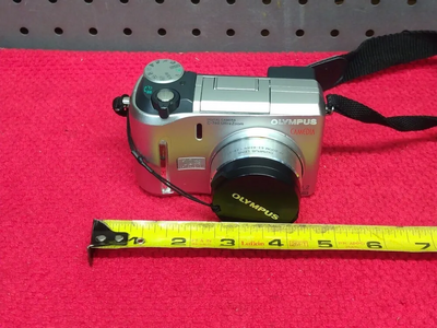 Olympus C-740 Ultra Zoom Image