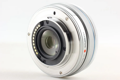 Olympus Pen E-PL8 Image
