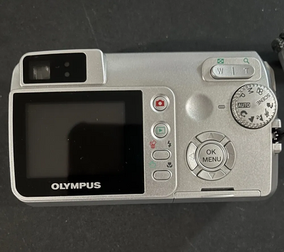 Olympus D-595 Image