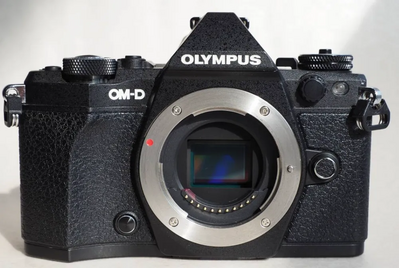 Olympus E-M5 Mark II Image