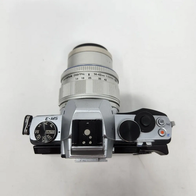 Olympus OM-D E-M5 Image