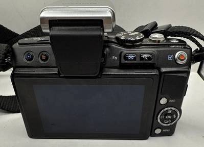 Olympus E-PL5 Image