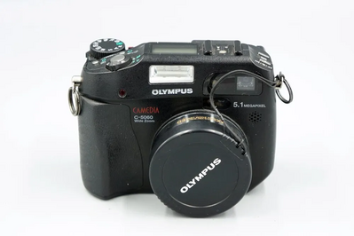Olympus C-5060 Wide Zoom Image