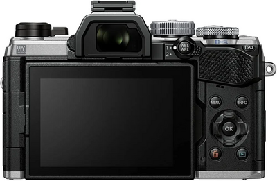 OM SYSTEM OM-5 Silver 12-45mm Image