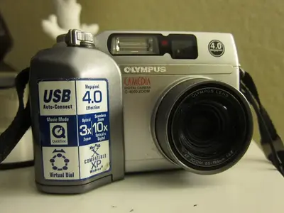 OM SYSTEM Olympus Camedia C-4000 Image