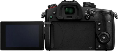 Panasonic LUMIX GH5M2, Mirrorless  with Live Streaming, Leica Lens Image