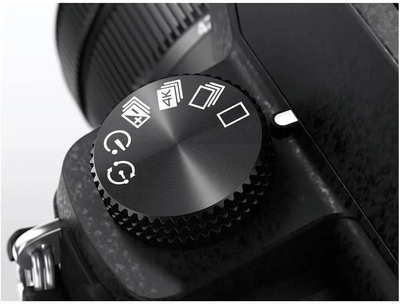 Panasonic Lumix DMC-G70 Image
