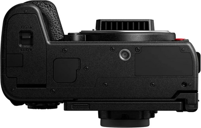 Panasonic LUMIX S1RII Image