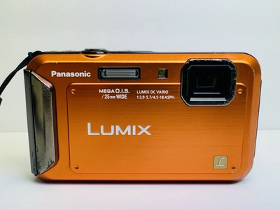 Panasonic DMC-TS20P-D Image