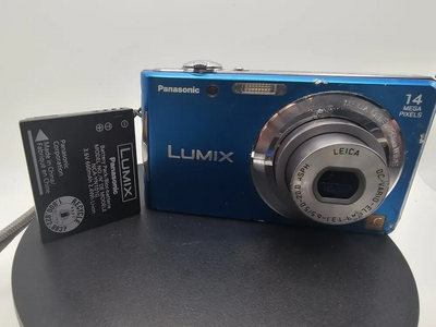 Panasonic DMC-FH2 Image