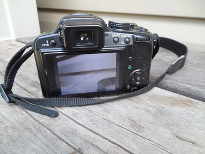 Panasonic DMC-FZ60 Image