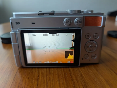 Panasonic Lumix s9 wide angle zoom lens kit Image