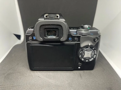 Pentax K-s1 Image