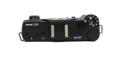 Pentax Q10 Image