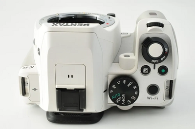 Pentax KS-2 White Image