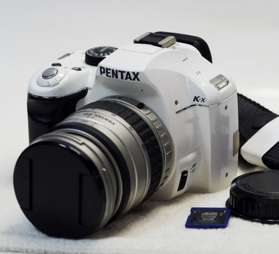 Pentax K-x White Image