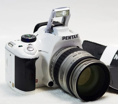 Pentax K-x White Image